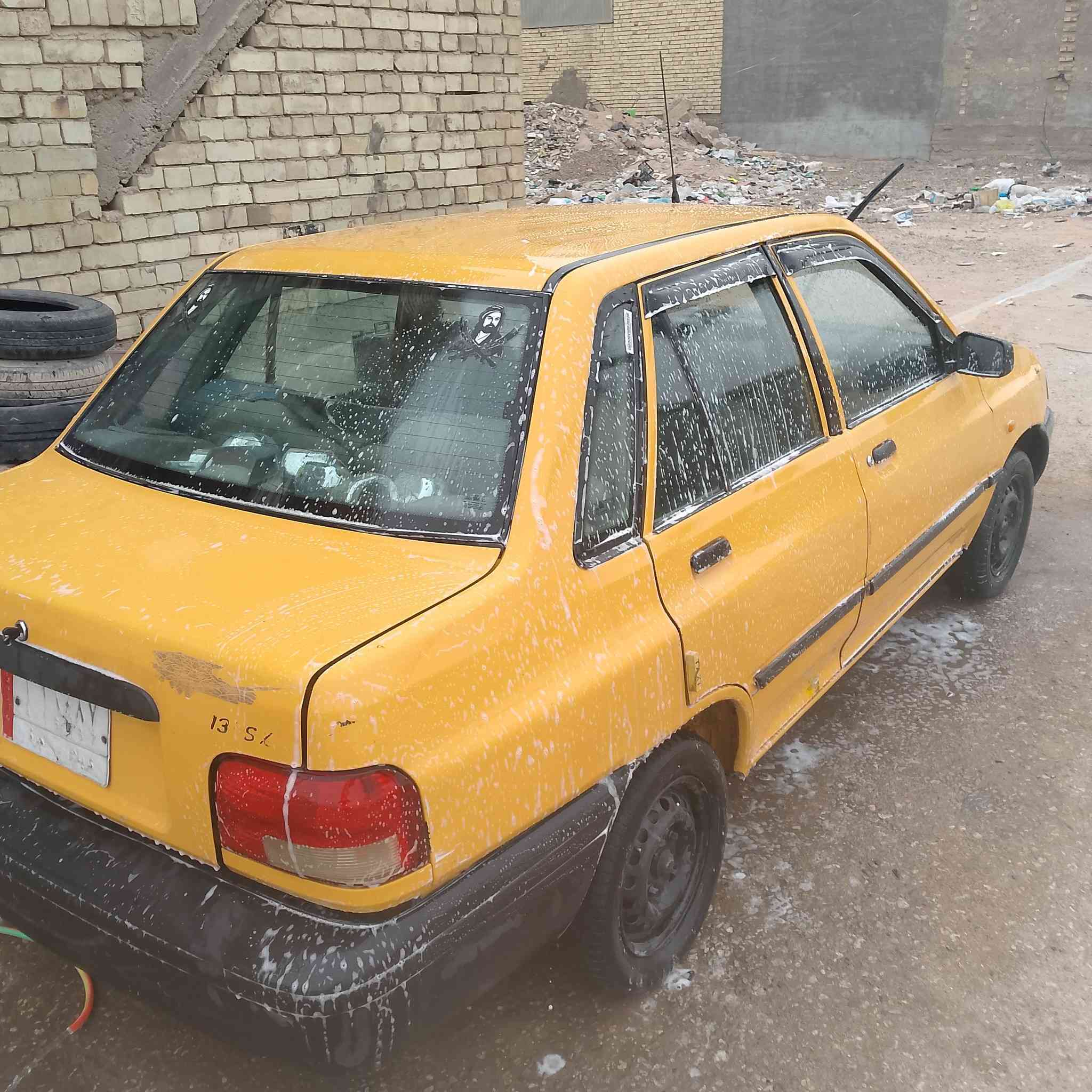 سايبه 
مديل 14
مصفره هيه 
عليه غرامه 100 ينزل من سعرها 
كير مكينه خير من الله 
مكاني حي الفارس للستفسار رايدها 25 وبيه مجال 
***********
