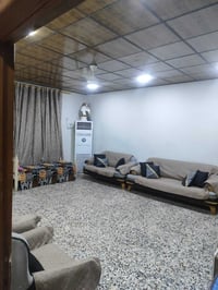 بيت للبيع في حي البساتين المساحه125 مربع السقف مسلح الارض كاشي بيت منا...