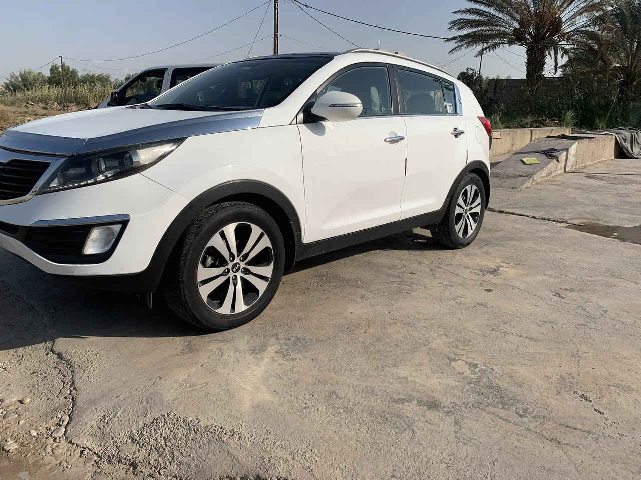 سبورتج 13 ماشيه 197 سياره خليجي رقم مميز ديالى 3 ارقام موصفات نص سقف بانوراما سياره مكفوله فقط بارد باب السايق مكينه جديده دوش ادمه كامله اليوم سويتها بلك نوزل وفيت بم وجويتر  الفين مكاني ديالى رقمي ***********
