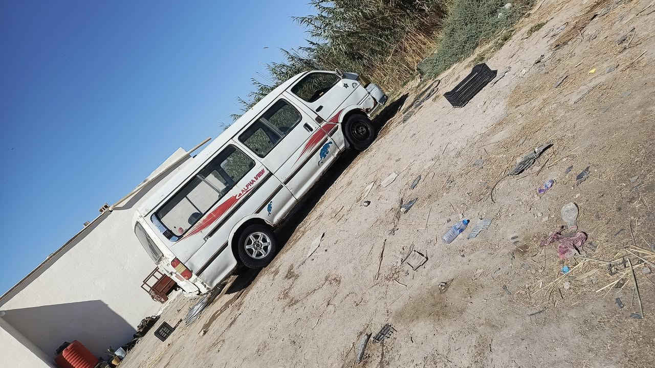 السلام عليكم سياره جنبي للبيع موديل 2010 عنوان البصره الهارتي استفسار على هذا الرقم *********** سعر ب 20 وبيها مجال ملاحضه ابيع مصلاويه
