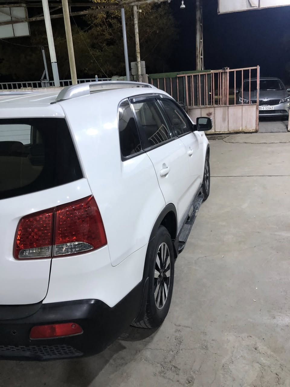 سعر السياره ١٤٠$ ورقه وبيه مجال 
السلام عليكم سورنتو خليجي مكفول مِن 
الصبغ والتبديل بيه بَس بارد بل باب الخلفي موضح بل سونار السياره جديده حيل وحلوه السياره السونار مرفق مع صور السياره 
مكان السياره ديالئ بــعقــوبـه 
للاستفسار اتصل ع الرقم 
***********
***********
