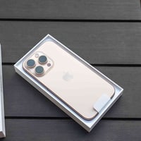 ايفون ١٦ برو ماكس • بطارية ١٠٠ • نجف