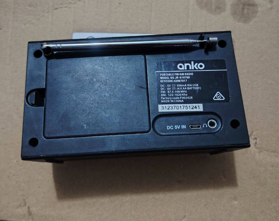 راديو +منبهه  يشتغل على الشحن وعلى الباتري جديد باللوك
السعر ١٢ الف
#يتوفر توصيل لجميع محافظات العراق للحجز خاص


**إذا كنت صاحب هذا الإعلان وتريد حذفه لأي سبب، رجاءا أرسل رسالة إلى الدعم الفني**