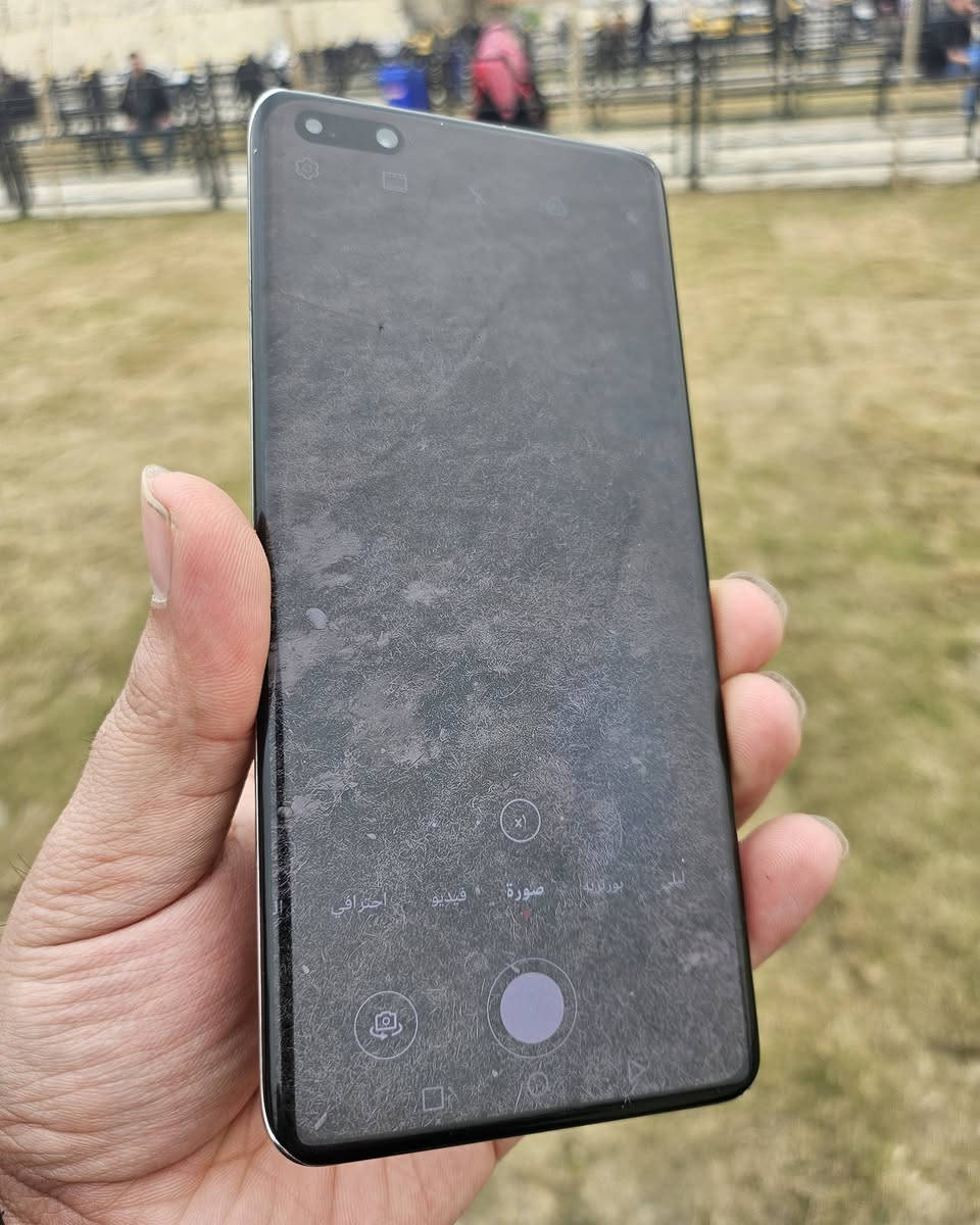 السلام عليكم 
متاح هواوي 
P40 pro 
256 ram 8
معالج 990
شغال كامل وما مفتوح فقط فطر بللمس
ببجي 90 فريم


**إذا كنت صاحب هذا الإعلان وتريد حذفه لأي سبب، رجاءا أرسل رسالة إلى الدعم الفني**