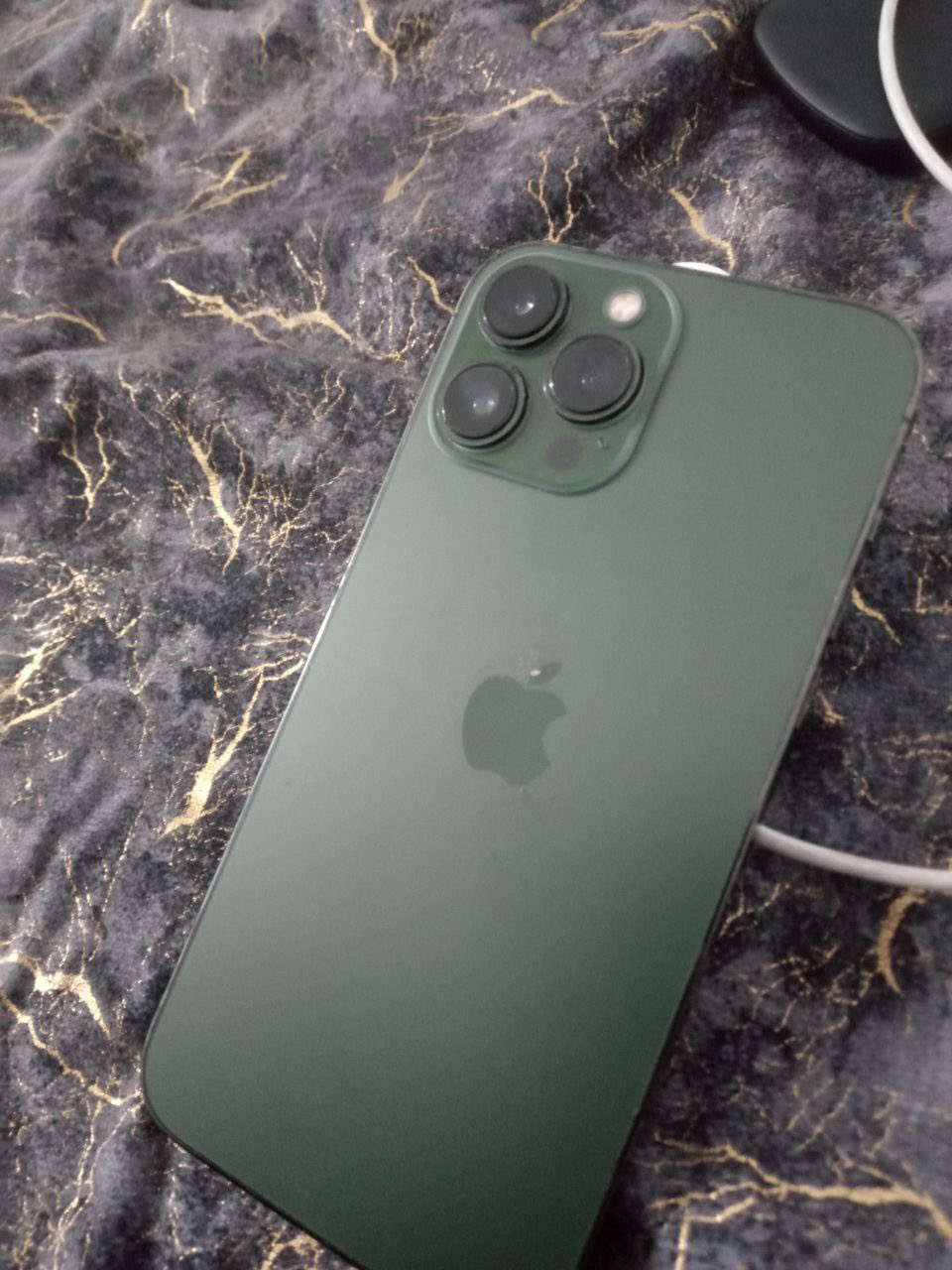 سلام عليكم ايفون 13بروً ماكس للبيع فقط مامبدل ايشي فقط نقطه بشاشه موجود وضمان ماتكبر نقطه وبطاريه 84 و256كيكا ودبل سيم للاستفسار علق وانا اجيك او راسلني وأتساب ***********
