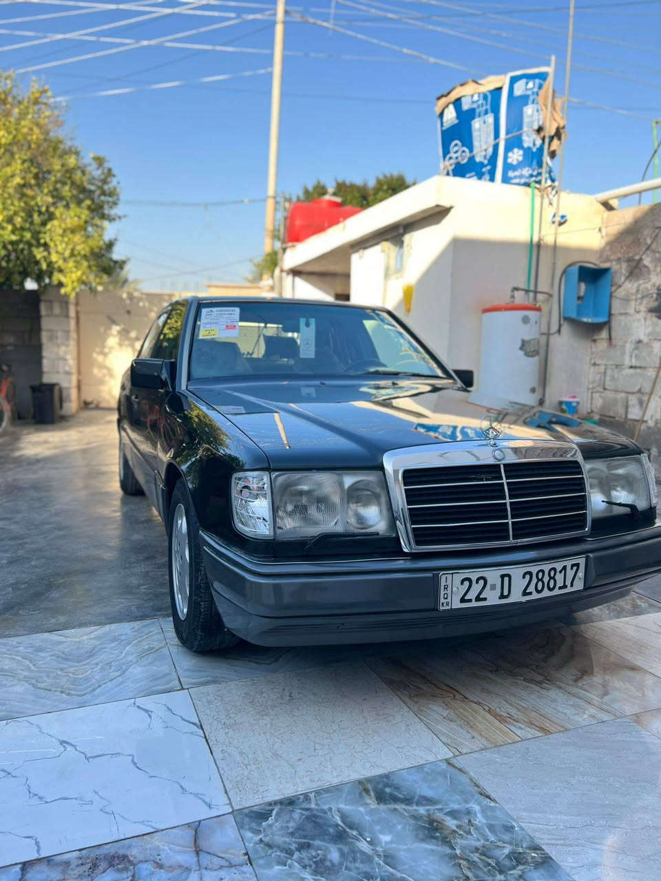 مارسيدس دب جاهزة من كلشي
موديل 1993
لون اسود 
تبريد + تدفئ  شغال
صدر امامي خلفي جديد 
تخم تاير جديد 
غرفه مخمل لون رصاصي 
ويل تفاحه 
كاميرا خلفيه 
قواعد الدبل عالبلاد   السعر 75
بدون خياس او ضربة 
رقم اربيل دولي 
مكينة وكير VVT   
العنوان  \ ديالى المقداديه ***********
