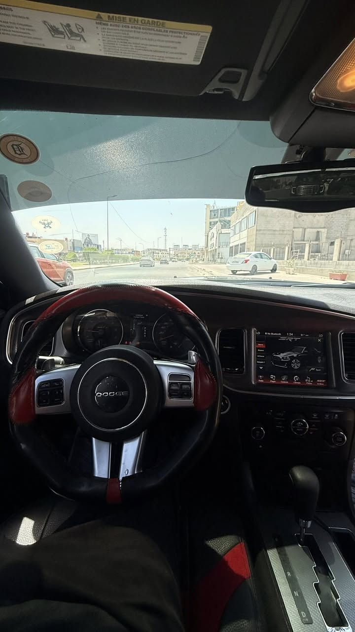 جارجر 13فًول مواصفات مكينه 6 مسويهه كت كامال اس ار تي مابيهه نقص بيهه طخات وصبغ مسويهن تواصل ***********
