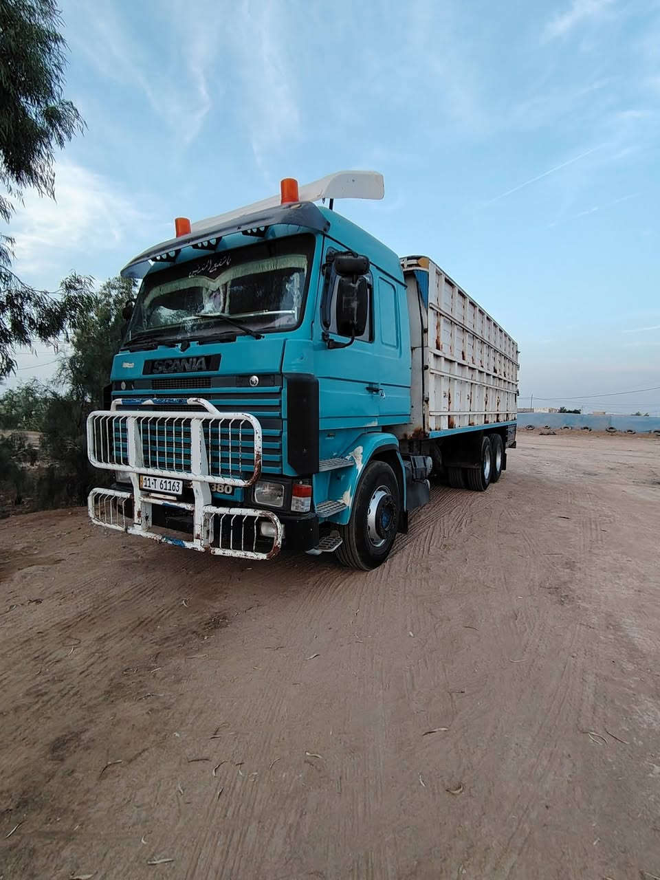 سلام عليكم سكانيا سنكل عضلة شاصي بلادي قطرة صبغ مابي 10 باج بطن بلادي طول بدي 7و ربع  اكسل جي اف مال بومة كير 3×3 مكينة 113 بم كهربائي سياره جاهزة تخم تاير رقم بغداد انكليزي تحويل ثاني يوم موديل 95 قمارة اسرائيلية بلادي السعر 255 والاستفسار اكثر اتصل ***********❤*********** ❤ المكان ديالى بلد روز  رجائن الموشراي لا يخابر
