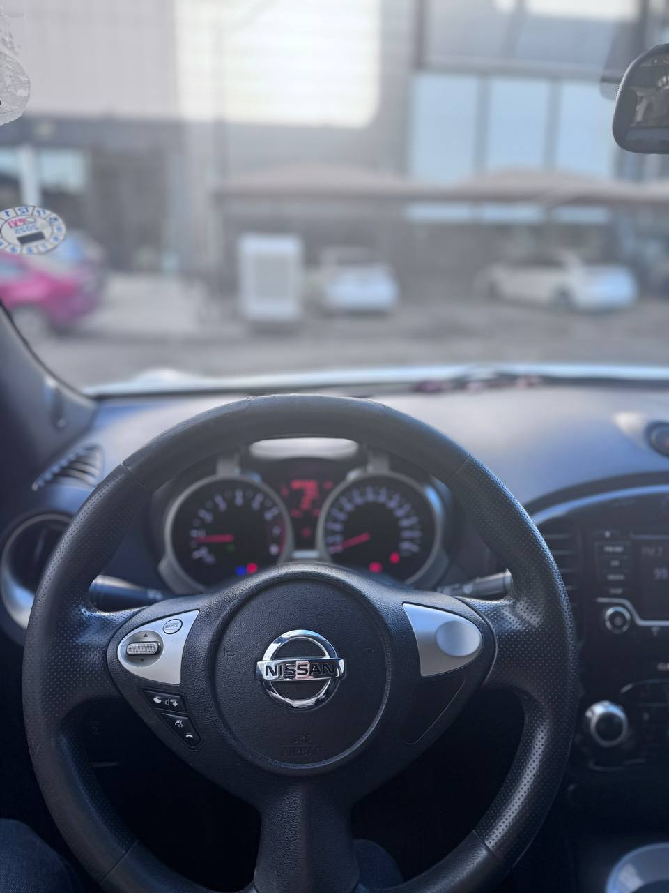 Nisan juke 
2016
185000Km
2 parcha boyaxa 
Be zhore be airbag 
Makina 16 ya
Xalijya 
Shre 116$ majal

***********
