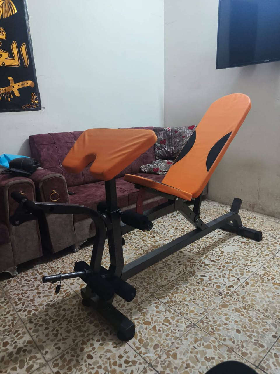ثلاثه اجهزه رياضي جدد بعنة الكلمة للبيع قيم واخذ حول اتصال   ***********
