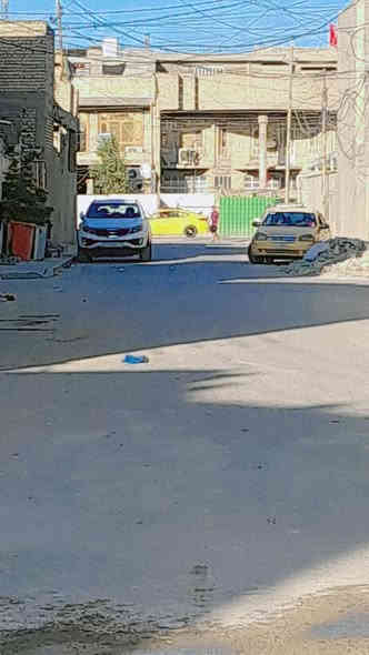 السلام عليكم من رخصه مدير الكروب المحترم بيت جاهز للبيع زراعي  المساحه ١٠٠متر الواجهه 5والنزال 20 خدمات كامله مجاري وتبليط مقرنص كهرباء انترنيت ضوئي المكان الكماليه حي السلام يبعد عن المستشفى 20متر  للاستفسار *********** وخاص .
