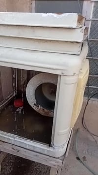 مبردة سعودية حجم صغير مع الميز للبيع 07804807176 واتساب