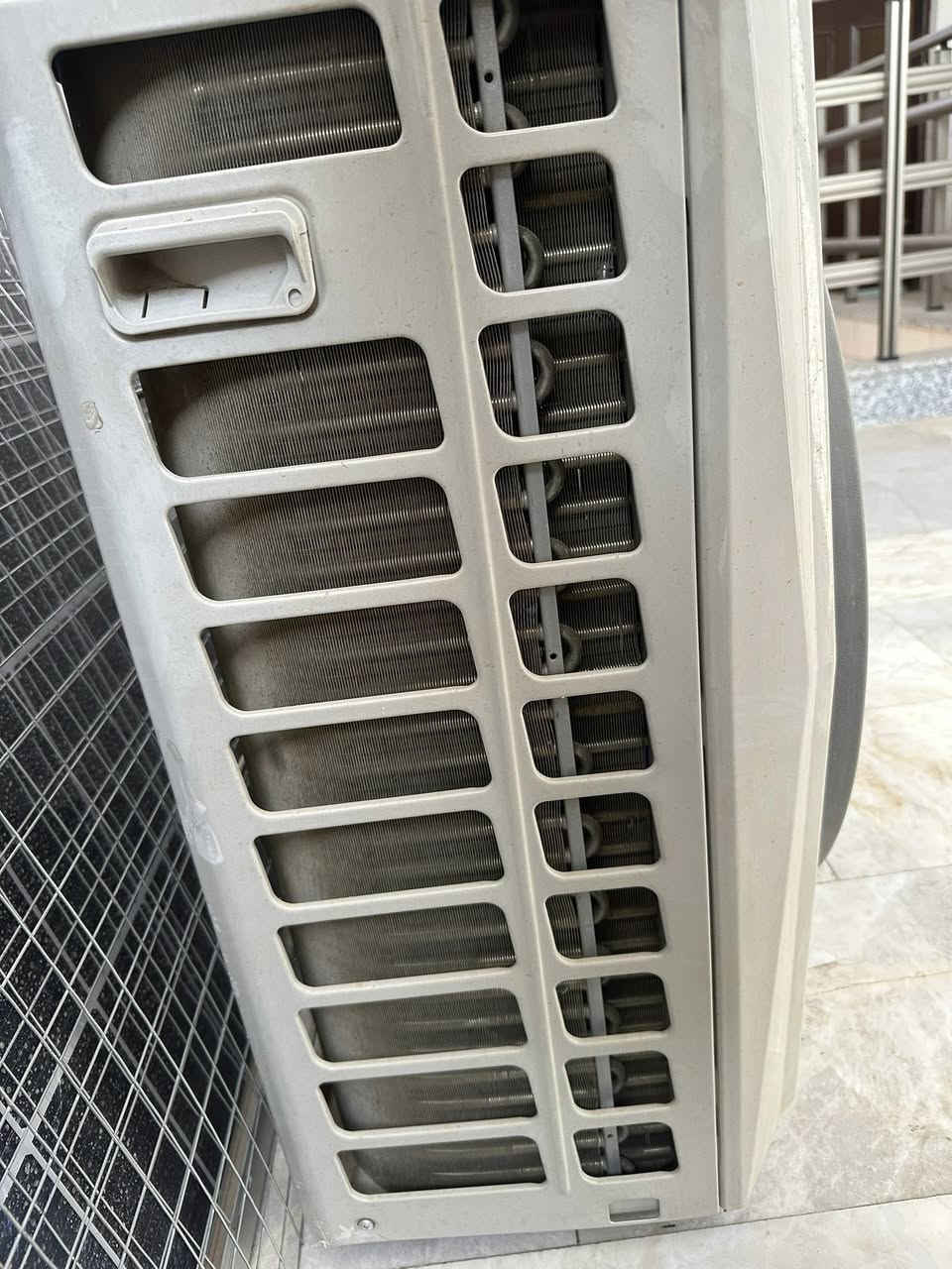 قطعة خارجية سبلت ميديا  2  طن مشتغلة اقل من شهرين اشتريتها طك كارتون
السعر 400,000 يعني 263$


**إذا كنت صاحب هذا الإعلان وتريد حذفه لأي سبب، رجاءا أرسل رسالة إلى الدعم الفني**