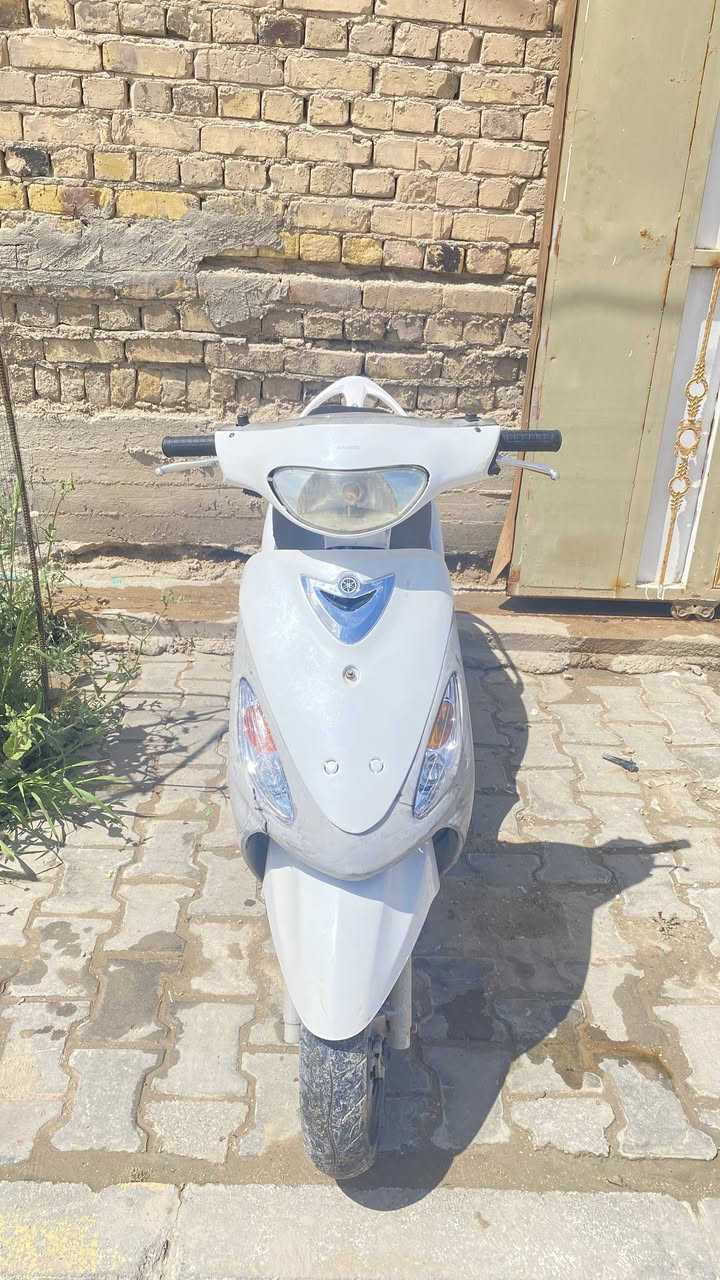 السلام عليكم وكل عام وانتم بالف خير 
دراجه منغولي للبيع مكفوله سلف هندر كهربائيات كلهن شغالات بك لايت عالي ناص اشاير الدراجه ممفتوح ولا برغي بيها فقط شغلات بسيطه وعلى ايدي فتحتهن واذا تحب تتاكد راسلني او خابرني وبخدمتكم اني 
الموقع الديوانيه قضاء الحمزه الشرقي 
السعر 750وبيها مجال للطيبين 
للتواصل *********** وتساب ومتواجد ماسنجر وكل الهلا بيك
