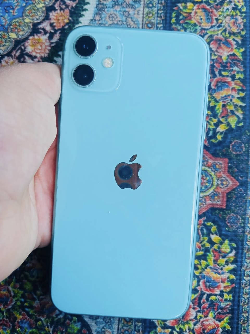 سلام عليكم يوجد ايفون 📲 ١١ عادي بطارية 🔋 ٧٣
ذاكرة ٦٤ 
كامرة فول جهاز. روعة 😇
السعر ١٨٥وبي مجال لشراي
الاستفسار اكثر ***********
