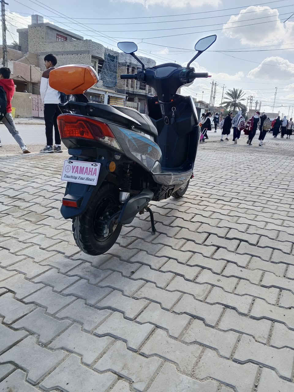 #متاح
درجة شحن ماتركس رياضي أخت الجديده 25
كامله من كلشي بطاريات 6 فول 
 الفارس شارع الصديق قرب مدرسه الخطاب 
الهاتف ***********
