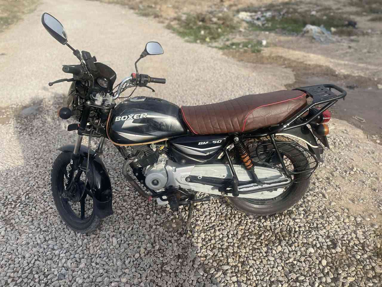 السلام عليكم درجه بوكسر للبيع موديل 21 مجفته شركه رقام نكليزي تحويل شوكت متريد السعر مليون 450 (***********)
