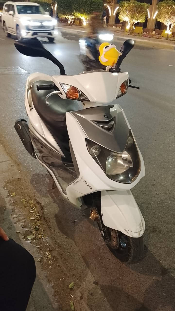 السلام عليكم دراجه سكنس للبيع نازل دراجه بلاديه مقفوله كفاله عامه دراجه صار لها اربعهش اي نقص ما بيها مكاني بغداد شارع حيفا السعر 800 وبيها مجال حق الجيه ***********
