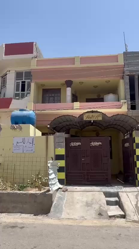 مشتل للبيع شارع ابو غزال المساحة ١٢٥طابو صرف  وراى فرع سيد عيدان يتكون من طابقين الاتصال على الرقم***********
