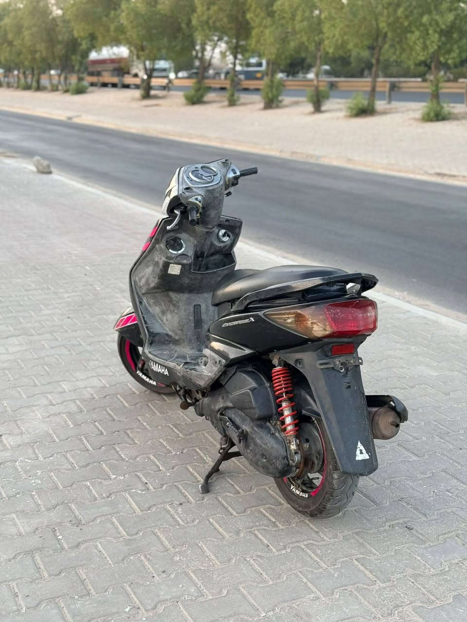سكنس فحل كابريتر دراجه  كامله ما ناقصها حبايه تجي شغل وتطلع  مكينه  ناعمه خير من الله  كهربائي شغاله سعر 550 
مكاني الغزاليه 
رقمي *********** بغداد, العراق
