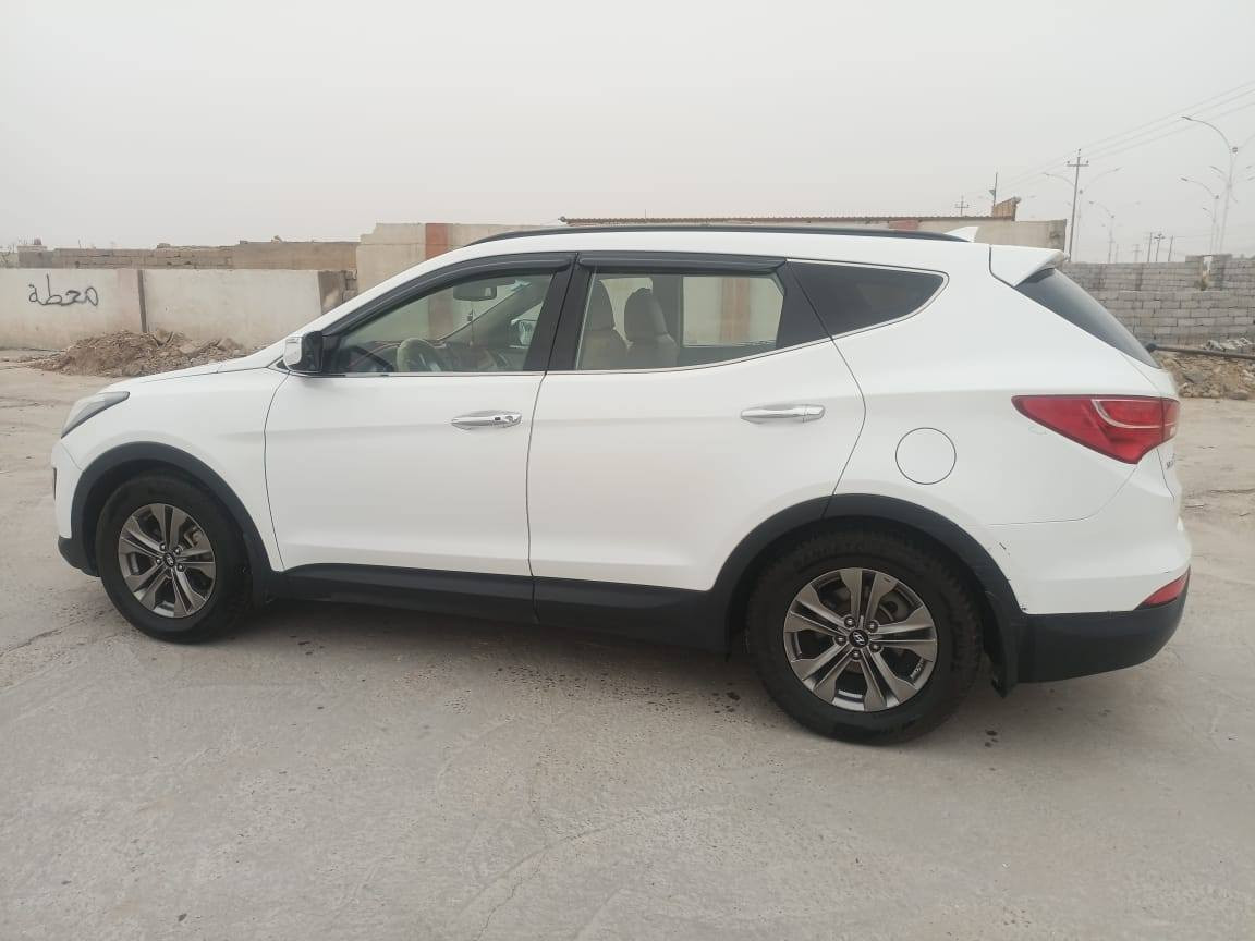 سنتافيا 2016
1/1 فول مواصفات 
4 سلندر 
بانوراما 
شاشة كبيرة 
بصمه 
جنطة شفط 
اشاير بلمري 
رادارات 
خزن ميموري 
ترحيب بلكشن 
تدفئة تبريد بلكشنات 
صور الحادث مرفقة بلمنشور

مكان السيارة الشطرة 
السعر 165
رقم صاحب السيارة: ***********
