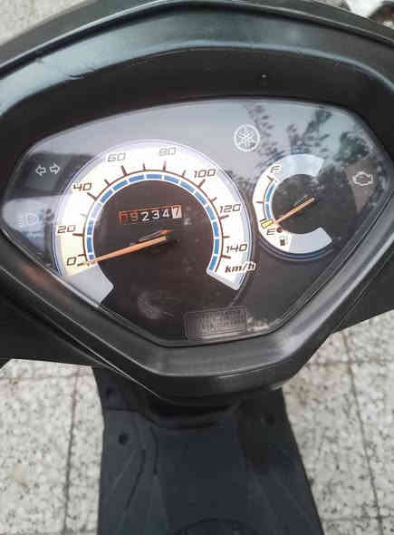 سلام عليكم
ياماها اكزز Z ياباني قبق نفخ ستان كهربائي نوزل خطين طلاعات جانبيه ماشيه ٩ الاف موديل ٢٠٢٣ كفاله عامه وعله ايدي من المعرض مكفوله الدراجه من كلشي ما بيهه عطل او تصليح فقط قايشهه تعبان سعره ٢٠ الف السعر مليون قفل قفل وهواي خسران بيهه لا تعاملني بيهه لان ماخذهه ب مليون و٨٠٠ قبل ٥ اشهر مكاني بلديات *********** بغداد
