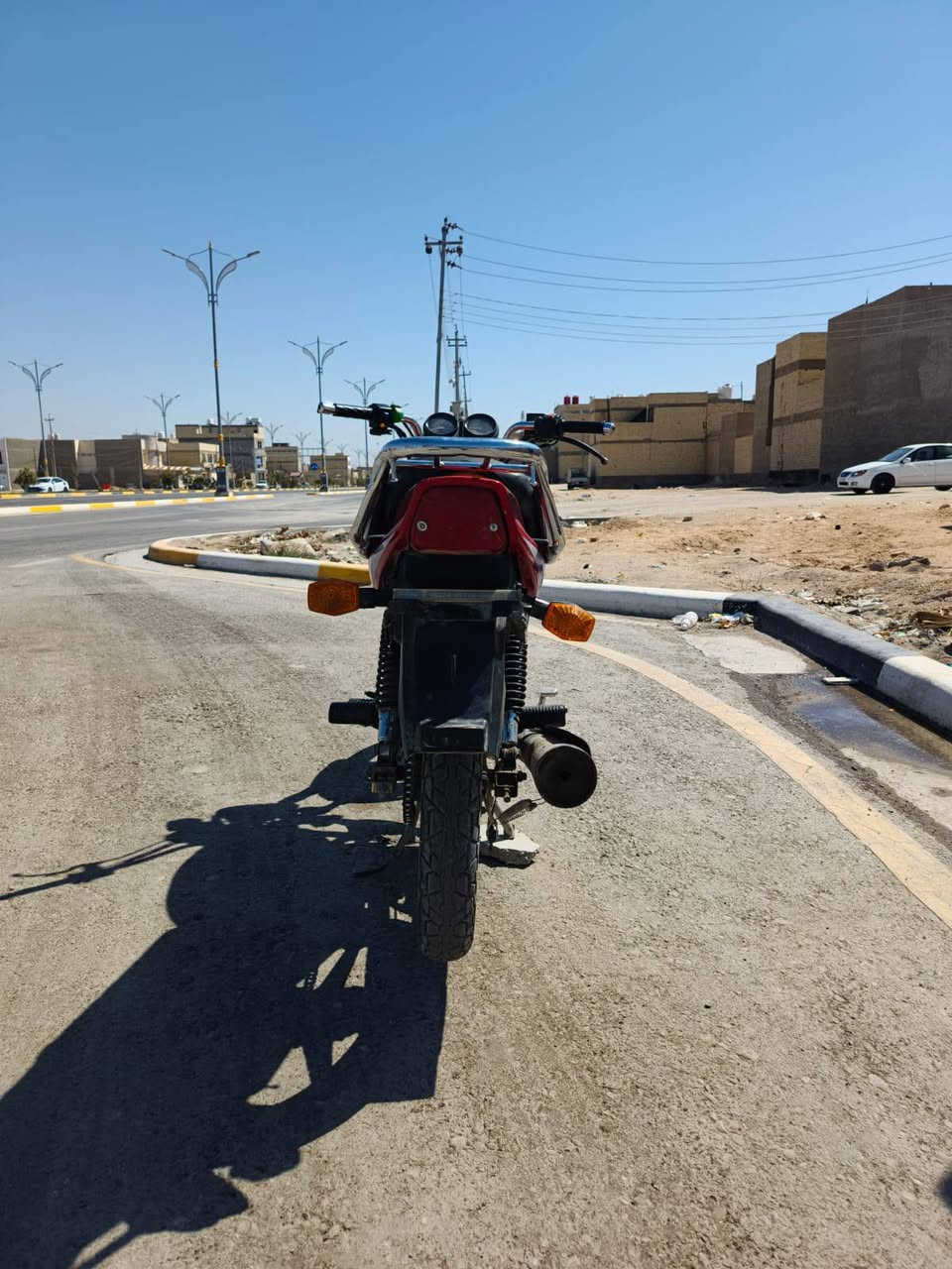 السلام عليكم دراجه دايون عضم
موديل: 2018 
الدراجه :كله علا البلاد مكينه بلاديه ما مفتوحه
مكاني: كربلاء الدره 
السعر:650 
للاتصال:0786.717.9496او خاص
