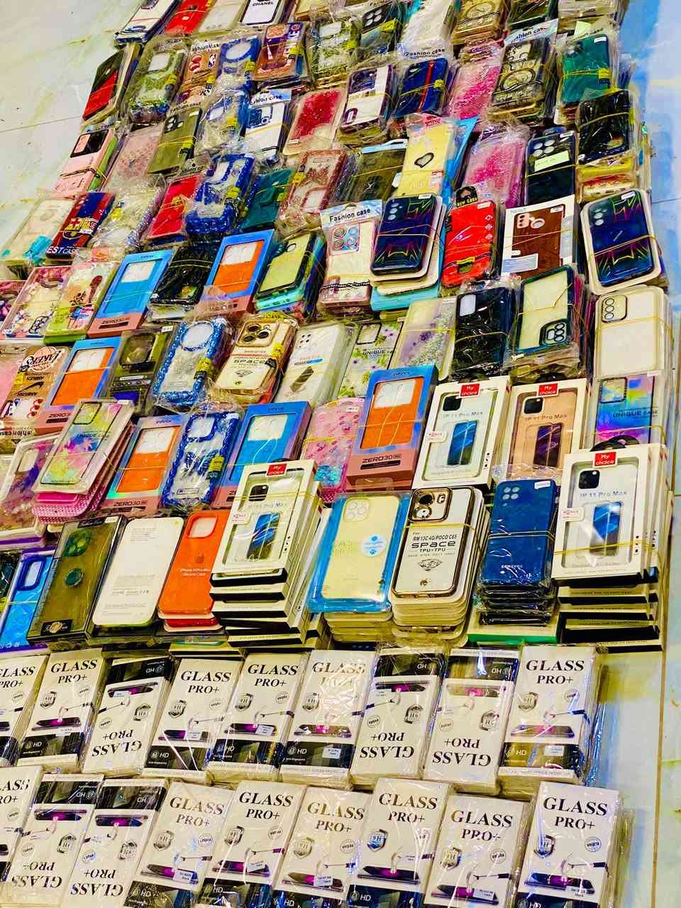 شلعه اكسسوارات ولواصق وكفرات
الف و850. قطعه  

قطعه 300 دينار  ((. سعر قابل للتفاوض ))

يتوفر توصيل لجميع المحافظات 

*********** واتساب

