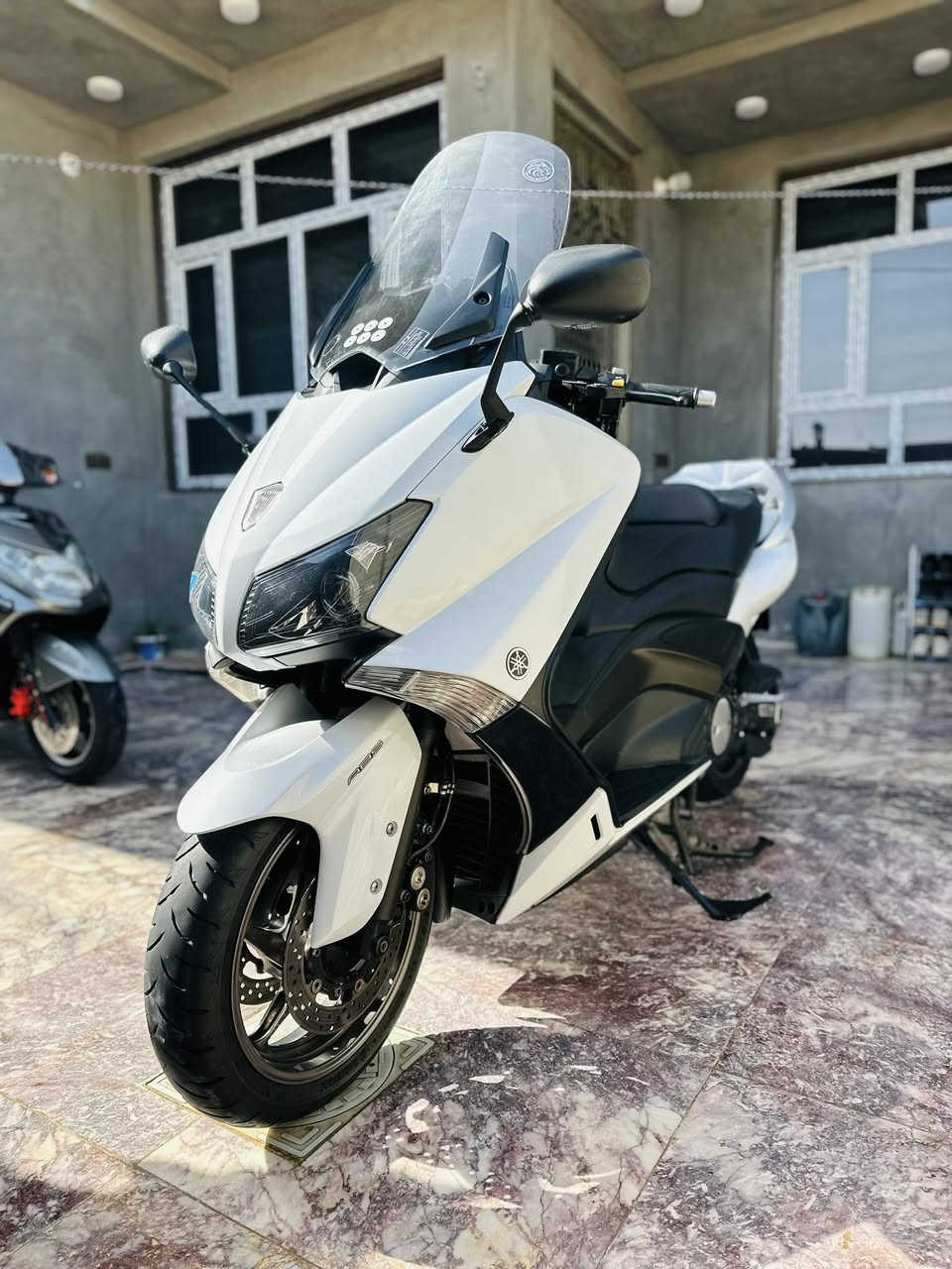 السلام عليكم تتوفر تي ماكس دراجه قبل فتره منزله من رمبه دراجه نفس ما موجوده بل صوره مكفوله من زلخ صور مزاده وياها أوراق مزاده موجوده دراجه ٣ سويجات مشي دراجه ٢٣ حقيقي   بعد ما يحتاج سولف صور تحجي دراجه رمبه 
للاستفسار خاص ماعدي فقط تصال وني خادم 
***********
