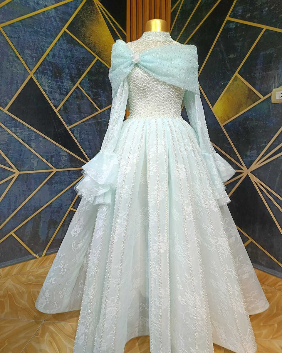 تألقي بأجمل فساتين سواريه ✨💃
تصاميم راقية بتفاصيل فخمة تناسب كل ذوق 😍

كل فستان معمول بعناية عشان يبرز أنوثتك ويخلي حضورك مميز في أي مناسبة 👑
ستايلات متنوعة بين الكلاسيك والعصري… اختاري اللي يعبر عنك 💎

خلي إطلالتك تحكي عنك بدون كلام 🔥
اطلبي دلوقتي واستلمي بأسرع وقت 👇

#فساتين_سواريه #فستان_سهره #أناقه #موضه #ستايل #فساتين #fashion #eveningdress


**إذا كنت صاحب هذا الإعلان وتريد حذفه لأي سبب، رجاءا أرسل رسالة إلى الدعم الفني**