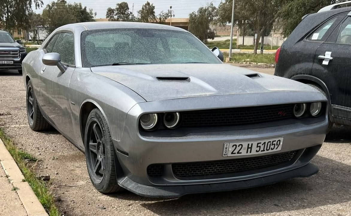بيع مستعجل 8 سلندر بسعر مناسب جدا
جالنجر RT موديل 2018
ماشيه 58 الف حقيقي 
بيها قطعة ونص صبغ وبنيد مبدل بلادي نفس لون مو تجاري
مواصفات ارتي بلاس فول عدى الفتحة وباسمي 
السيارة كامله من كلشي اي نقص مابيها 
مكان السيارة بغداد 
للاستفسار ***********
