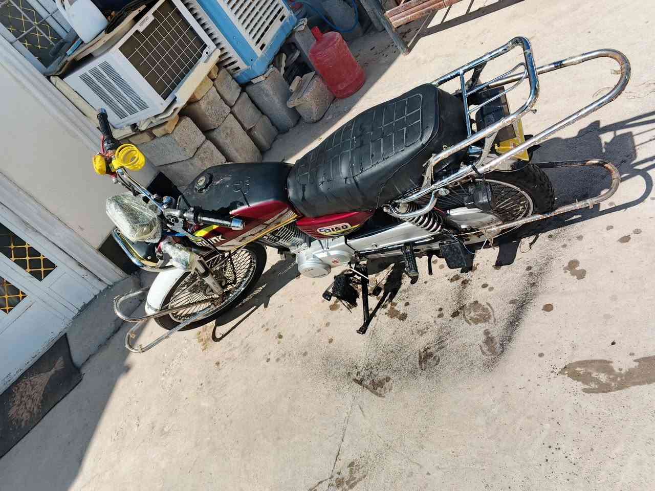 سلام عليكم دراجه تايكر للبيع 2024 دراجه فوله مابيه نقص مكانه تقاطع القدس دور زراعه سعره 500 تواصل عله رقم ***********
