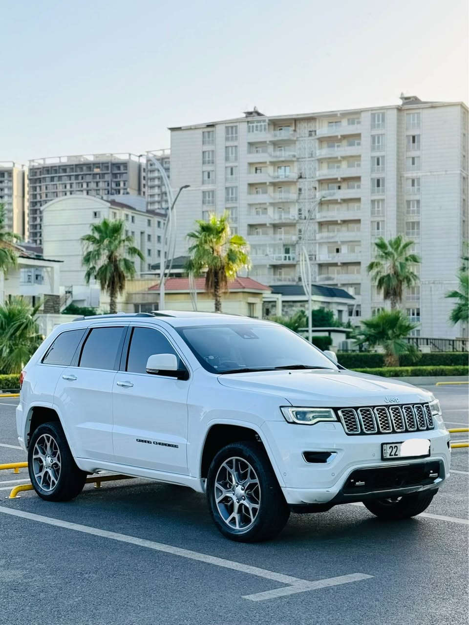 السلام  عليكم ورحمة الله وبركاته 

‏‎‏‎       ——— لـلـبـيع  ———

‏‎‏‎فورد اكسبلورر   —   Jeep Grand Cherokee

‏‎‏‎وراد خليجي   شركة هارلم .       

‏‎‏‎الموديل           —   2021

فئة.                 —   Over land 

حجم المكينه   —   V6

‏‎‏‎اللون               —    ابيض  

‏‎‏‎المسافه المقطوعه — 56.000 mil 

‏‎‏‎حاله السياره. — مكفول كفاله عام 

‏‎‏‎المواصفات 
-بانوراما 
- رادار كبير 
-3 شاشة 
‏‎‏‎- بصمة تشغيل 
‏‎‏‎- بصمة أبواب 
‏‎‏‎-تشغيل عن بعد 
‏‎‏‎-ترحيب عند الاقتراب 
‏‎‏‎-كشنات جلد 
-داخل لونين مميز مشمشي
‏‎‏‎- رادار جانبي 
‏‎‏‎-رادار امامي 
‏‎- رادار خلفي 
‏‎‏‎- شاشه كبيره تدعم نظام الأبل كار باي ونظام الاندرويد 
‏‎-تدفئة ستيرن 
‏‎-گير ماوس 
‏‎-اوتو هولد
‏‎-اوتو ستوب 
‏‎-هندبريك بصمه 
‏‎-٧وضعيات قياده 
‏‎‏‎-كشنات تدفئة 
‏‎‏‎- ستيرن بحركه كهربائيه 
‏‎‏‎- تبريد مركزي 
‏‎‏‎- بگ لايت LED 
‏‎-صندوق كهربائي 
‏‎‏‎- كرسي تبريد و تدفيه 
‏‎‏‎-كرسي السايق والراكب بحركه كهربائيه
‏‎‏‎-تحكم ستيرن جهتين 
‏‎‏‎-تحديد سرعه 
‏‎‏‎-مانع انزلاق 
‏‎‏‎-ليد نهاري
‏‎‏‎-كامره خلفيه دواره 
‏‎‏‎باقي المواصفات المعروفه 

‏‎‏‎رقم السياره    — أربيل  

‏‎‏‎للأستفسار.     — *********** —واتساب أربيل, العراق

