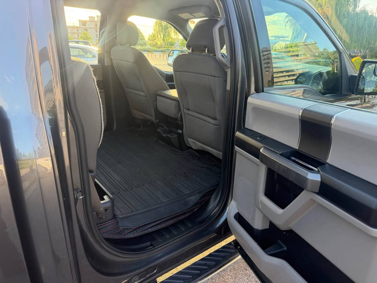 فورد F150 مواسفات XLT موديل ٢٠١٨ 
٣ پارجه بوياخه بى ناو گرتن بى ئيرباك السليمانية, العراق


**إذا كنت صاحب هذا الإعلان وتريد حذفه لأي سبب، رجاءا أرسل رسالة إلى الدعم الفني**