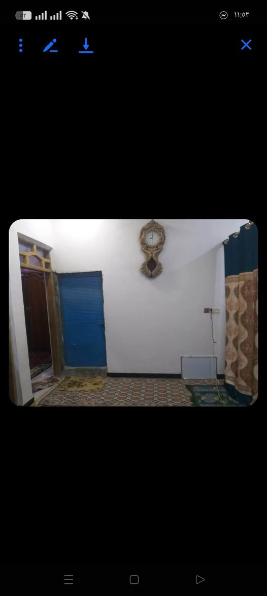 بيت 100متر البيع منطقه الصخين شارع افران بركه الزهراء يبعد عن الشارع السايدين 120متر يتكون من غرفتين ودوانيه ومطبخ وصحيات خارجيه وداخليه
توصل ع رقم ***********
