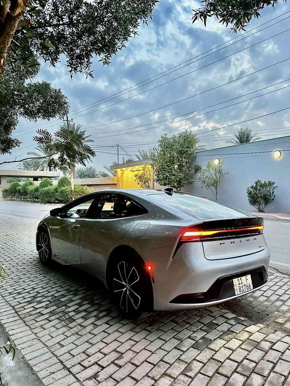 تويوتا  Prius 2024 limited
فول مواصات حساس  رادارات 
5 كامرات  بانوراما كشنات تدفئة تبريد 

شاشة كبيرة 

سماعات jbl

صندوق كهرباء 

لايت لد 

تحديد مسار 

وضعية البارك تطبك نفسهة 

كشنات خزن ميموري 

4 وضعيات قيادة custem /sport /eco / normal 

مثبت سرعة 

كشن كهرباء 

هاند بريك دكمة 

دفع رباعي 

لد بالدشبول  

شحن لاسلكي 

ويل حجم 19 

مانع تزحلق 

السيارة فول اعلى فئة بالبريوس
الحادث مرفق مع الصور
ماشيه 8000فقط

المكان الاعظميه
الاتصال ***********
