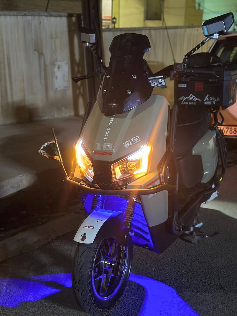 انتبه❌❌❌❌

السلام عليكم 

دراجه شحن وحش موديل 25 ما مفتوح برغي

فول مواصفات مابي ولا شخطه  

لايت عالي ناصي 

أربع سرعات 

مانع انزلاق 

بريك دسكات بريمبو هواء

مود رياضي وعادي 

نضام تخفيف السرعة عند النزول 

6 بطاريات دبل

ماطور ما صارلو شهر مستخدم بعدو زيرو 

ماسنجر موجود السعر 1200 وبي مجال للشراي♥️❌


**إذا كنت صاحب هذا الإعلان وتريد حذفه لأي سبب، رجاءا أرسل رسالة إلى الدعم الفني**