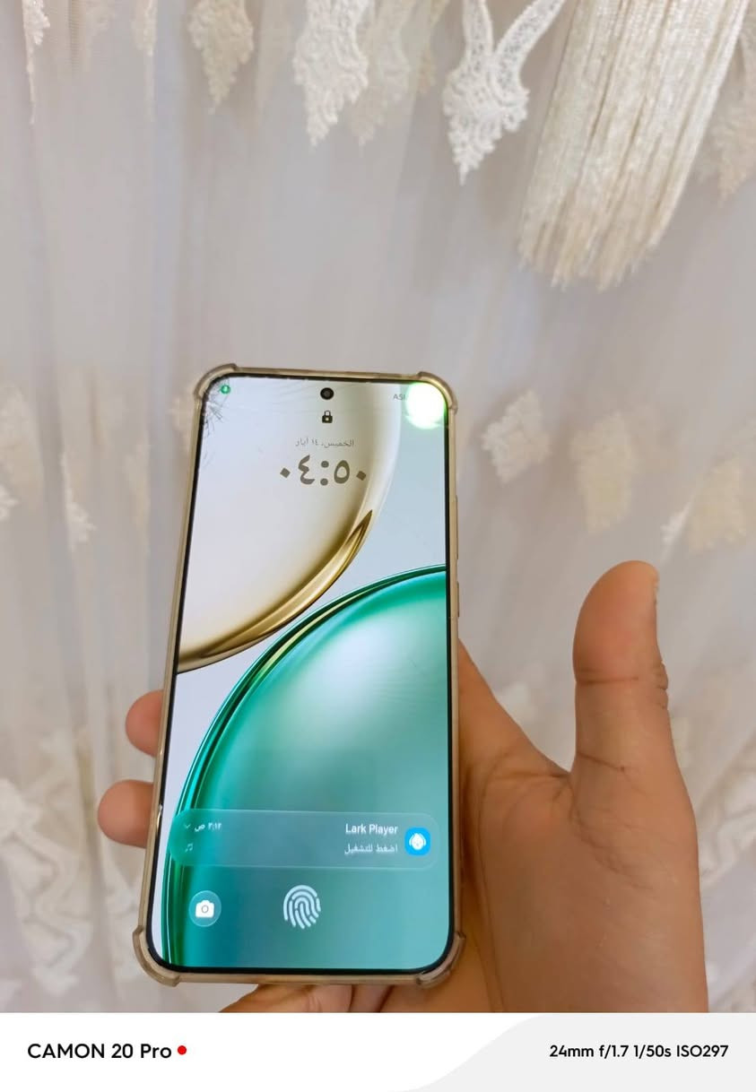 السلام عليكم هونر x9d للبيع صار اسبوعين من ماخذه بي فقط فطر بل شاشه ومماثر نهائي بطاريه 8300 ذاكره 256 داخليه 12+12 المعالج Snapdragon 6 Gen سعر 250 قفل ه‍(***********)
