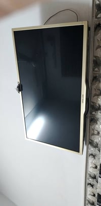 تلفزيون بلازما • ٤٢ بوصة • بدون نت