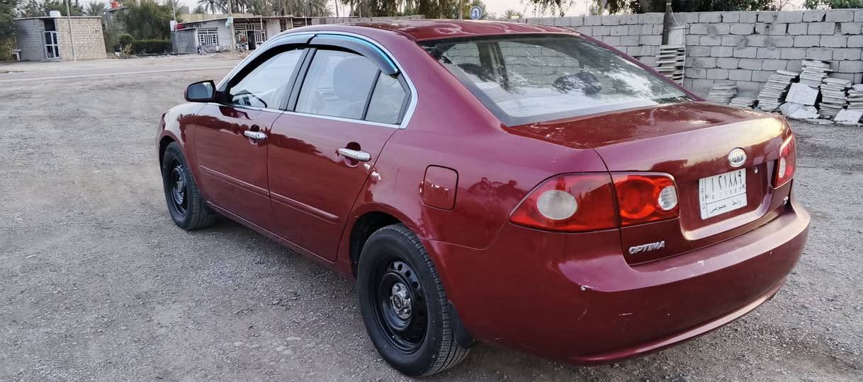 سلام عليكم 
كيا اوبتيما للبيع موديل 8 وارد امريكي محرك 2400 رقم واسط الماني كير محرك جدد السياره مال جناي تبريد كهربائيات كلها شغاله السياره مكفوله من الضربه بيها صبغ قليل وبيها جرد قليل السعر 103 بيه مجال 
العنوان بابل شوملي 
***********
