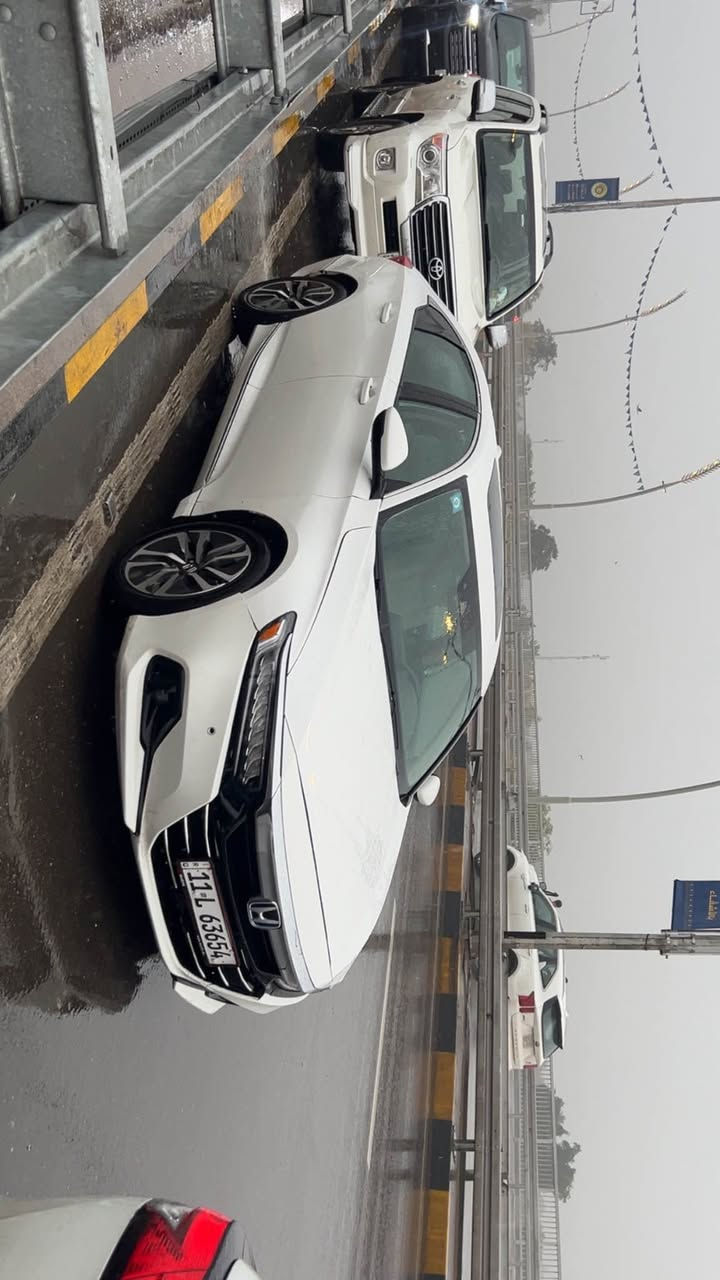 هوندا اكورد 2022 exl فول مواصفات ماشية 76 الف بيها بارد بلبنيد فقط *********** الفلوجة, الأنبار
