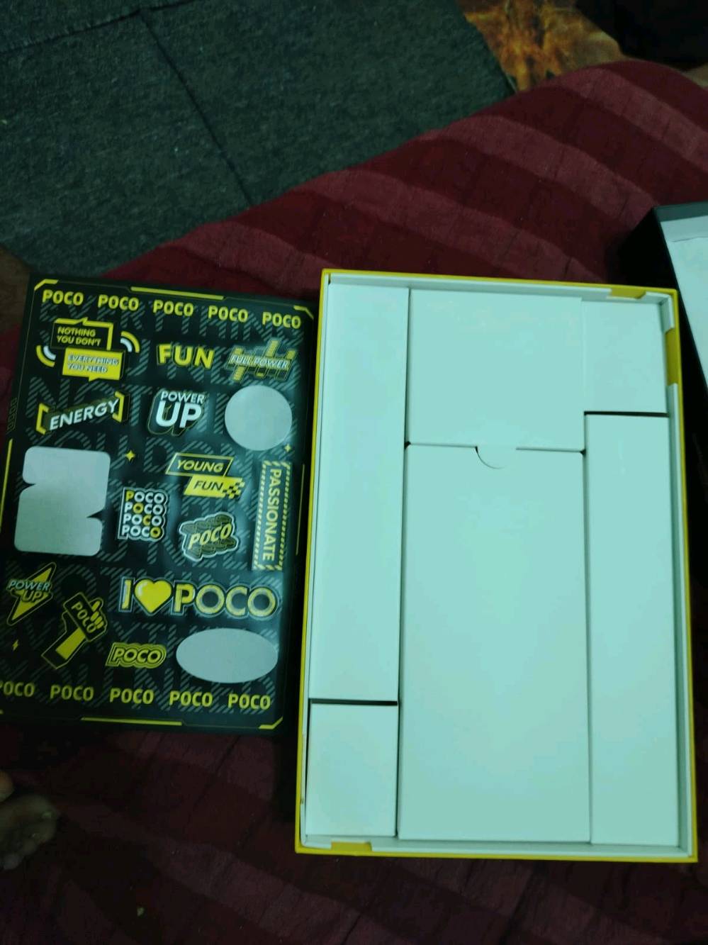 POCO PadM1 
ذاكره 256
60فريم 
شاحنه 33W من الصفر الميه خلال ساعه 1
ضمان سنه صيانه و برمجه 
مستخدم 17يوم فقط 
سعر 425
العنون البراضعيه كليه الطب 
الرقم تواصل *********** او ***********