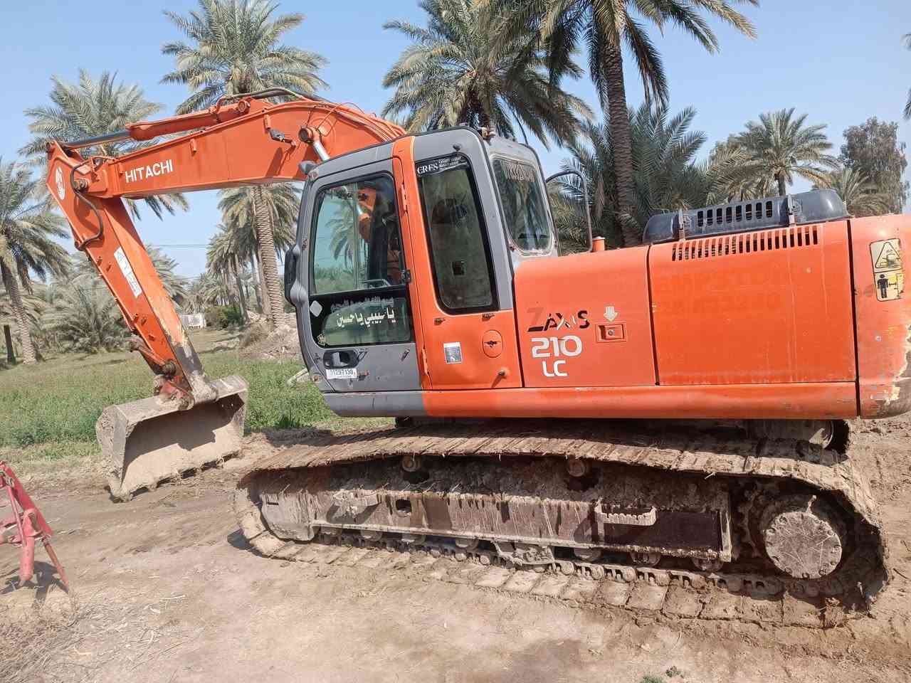حفاره زت للبيع 2005Lc للاتصال ***********
