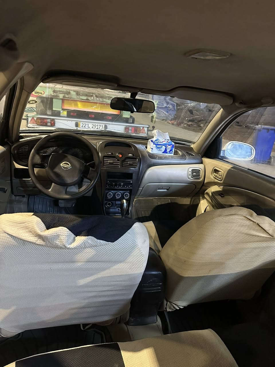 السلام عليكم رمضان كريم سياره نيسان صني ياباني
موديل 2013 بيها بارد قليل سنويه لغايه 2028 بسمي 
تحويل ثاني يوم بيع مستعجل  الاستفسار انتصل رقم الهاتف
***********
