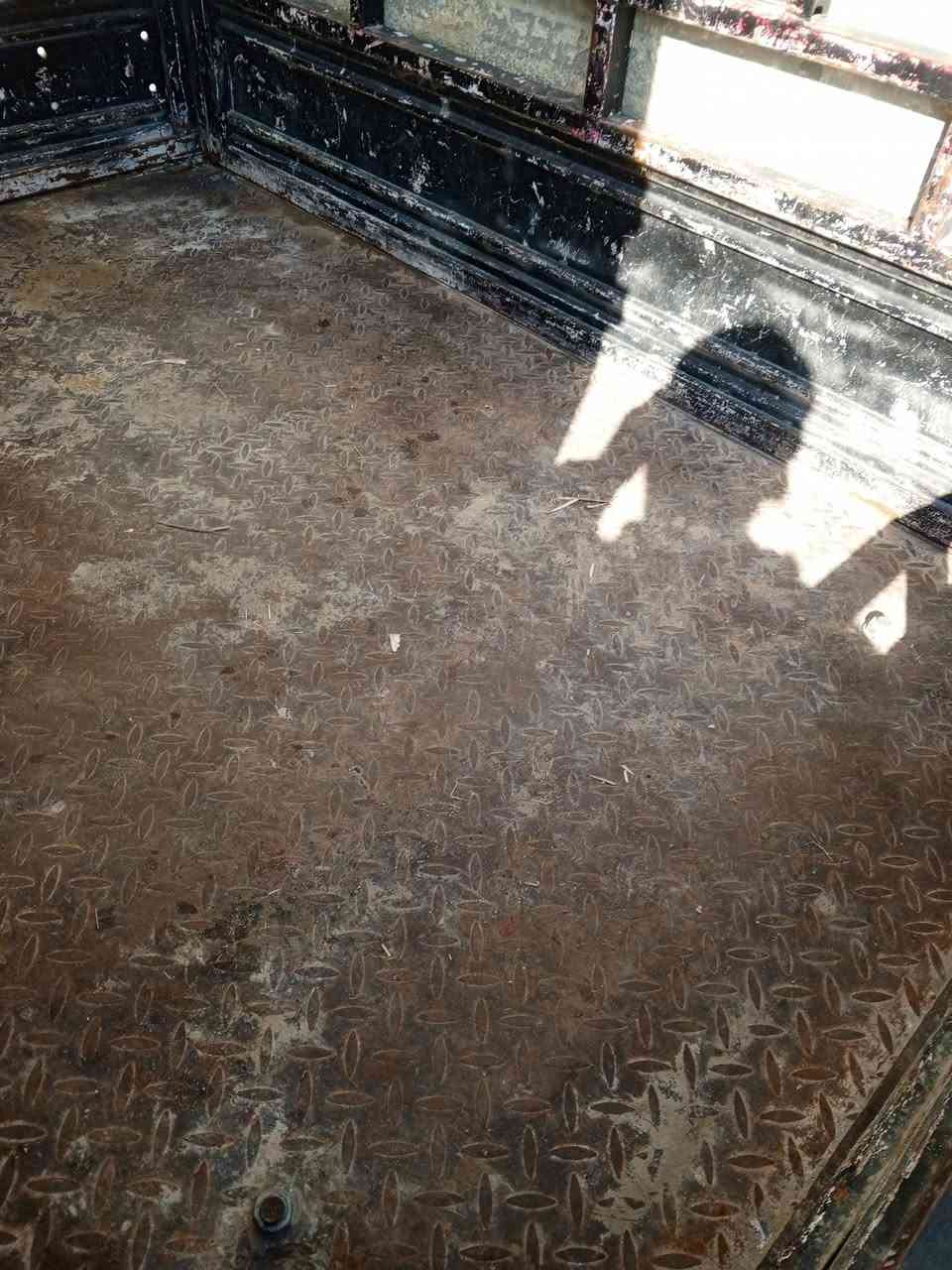 ستوته للبيع بلشرط محرك موديل 25 صاراسبوع من شديته وتخم تايركهربائيه بلشرط انطيك بيهه مثل متشوفون بالصوره للتصال ***********
