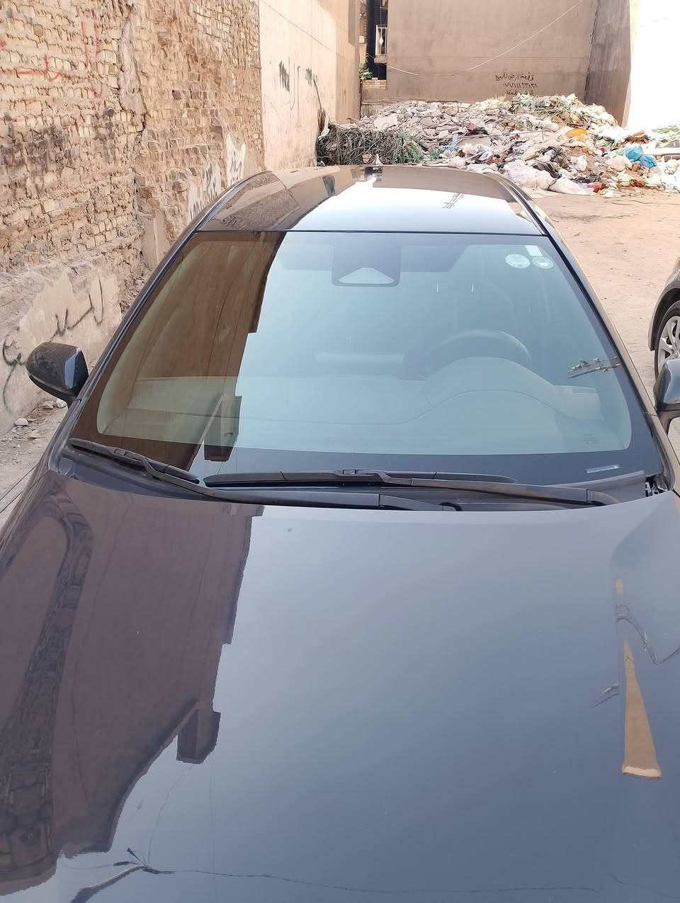 تويوتا كورولا  موديل 2023 مرقم اربيل جديد باسمي 
 مواصفات se بصمة تشغيل  لون اسمنتي وارد امريكي حادثها  موضح بالصور قطعتين صبغ الجاملغ الامامي الايسر مبدل ومصبوغ والخلفي مصبوغ فقط  ايرباك فقط برده بدون دواخل مكفول كير مكينه  لغد وشاصي 
 جاهزه بدون اي نقص  ماشي 34 الف مكانه بغداد القاهره  
السعر 157 وبي مجال بسيط ***********
