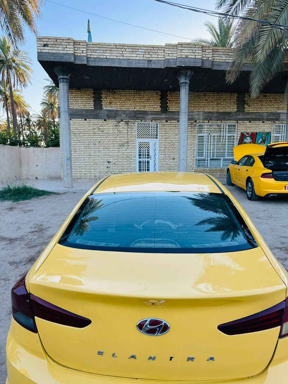 السلام عليكم النتره مديل 20رقم بغداد انكليزي بسمي مكينه 2000دوش لا تبخير ولا تنقيض كير اي تي تبريد منضومه كامله حداديه اماميه وخلفيه جديده حادثه جاملغ خلفي بدون داخل وا بيه خشم لبنيد فقط سياره جهزه وا مكفوله من داخل الرقم(*********** ***********)

