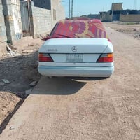 مرسيدس 300E • ١٩٨٦ • قضاء الحاجه