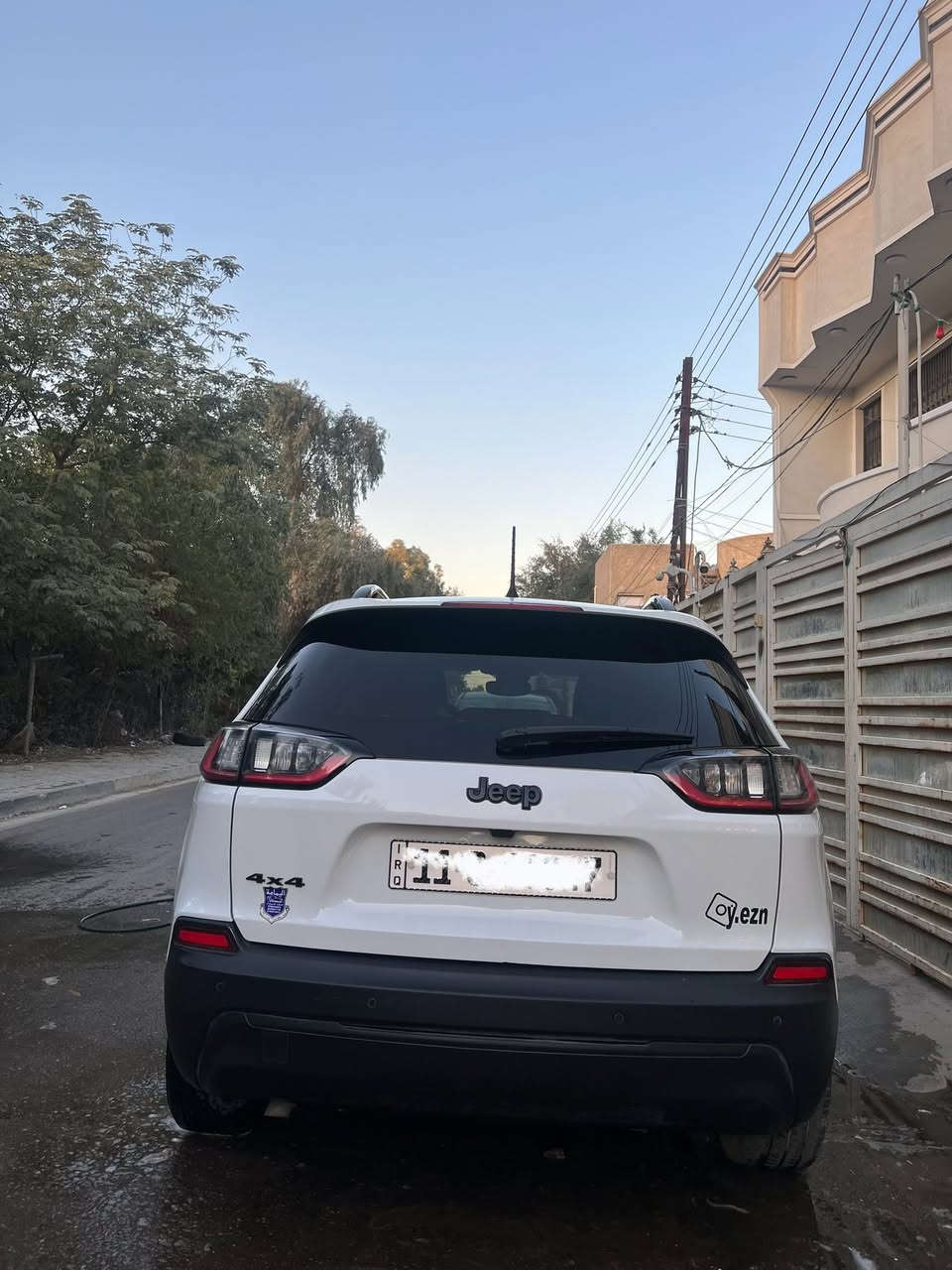 السلام عليكم
جيب شيروكي (بزون) 2023 للبيع

2.4 تنفس طبيعي 

فور ويل 

فول مواصفات ما عده البانوراما

اصطفاف ذاتي 

قيادة ذاتيه 

راداد امامي خلفي 

حساسات امامي خلفي 

نقاط عمياء 

كشنات تدفئه

كشنات كهربائيه

كشنات جلد

تدفئه ستيرن 

هيتر مري 

جنطة كهرباء

تشغيل عن بعد

اربع وضعيات قيادة 

رقم بغداد انكليزي بأسمي السيارة 

ماشيه 20 الف كيلو 

ضربتها بجم اربع قطع صبغ كلير من امريكا

السيارة نظيفه بيها نقوصات كلش بسيطه 

السيارة جديدة وما ماشيه وخير من الله 

بيع سريع السعر 138

***********
