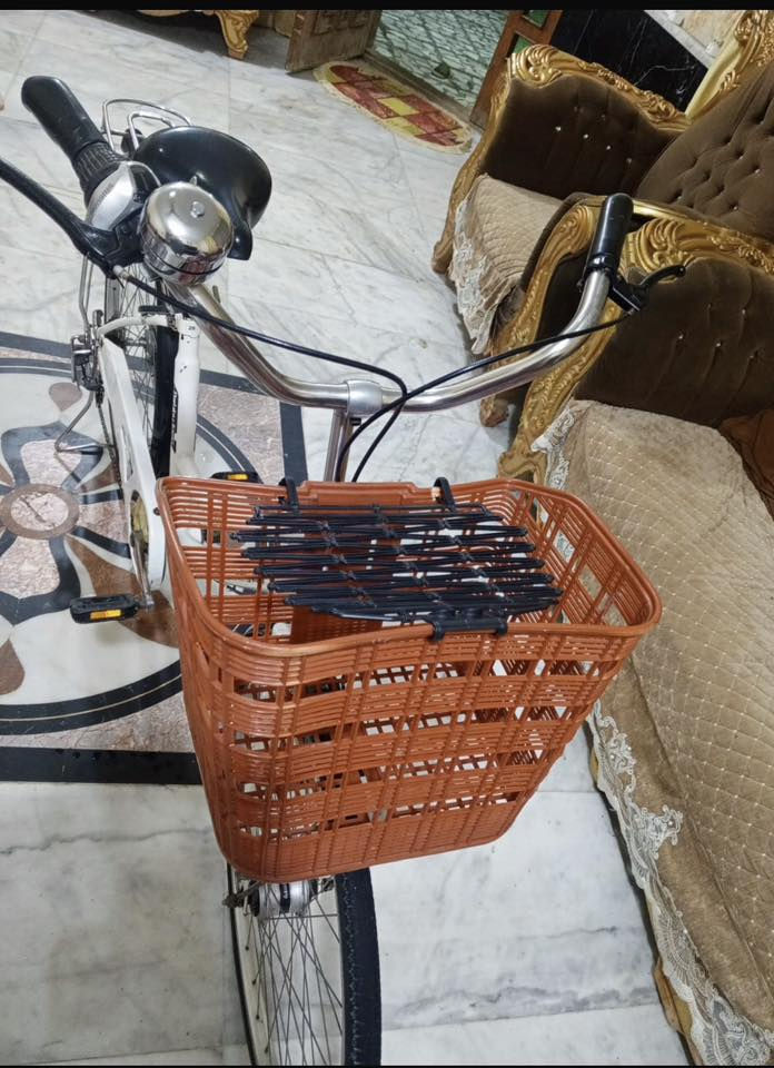 ***********
